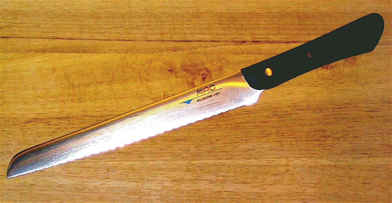 Couteau à pain